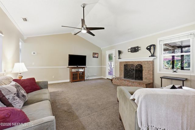 13813 PLEASANTVIEW Drive N, Jacksonville, FL 32225