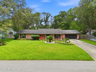 13813 PLEASANTVIEW Drive N, Jacksonville, FL 32225