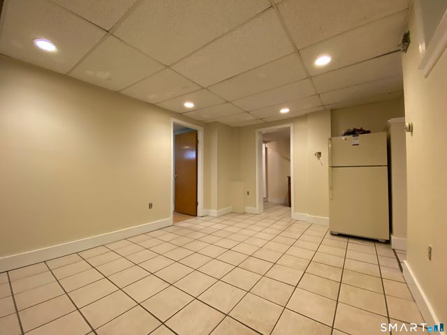 239 Edwards Street LL, New Haven, CT 06511