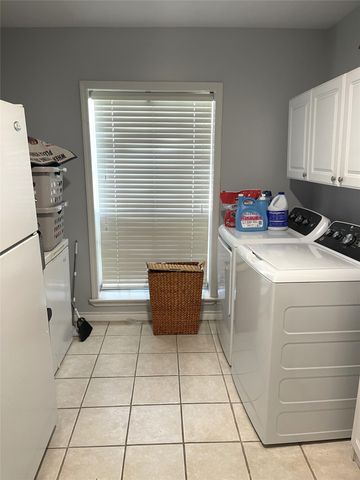 448 Audra Circle, Rhome, TX 76078