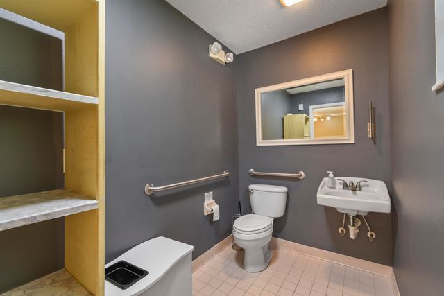 2706 Old Moultrie Rd, St Augustine, FL 32086