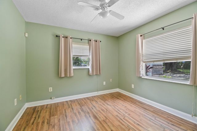 2706 Old Moultrie Rd, St Augustine, FL 32086