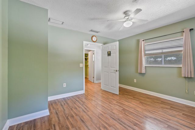 2706 Old Moultrie Rd, St Augustine, FL 32086