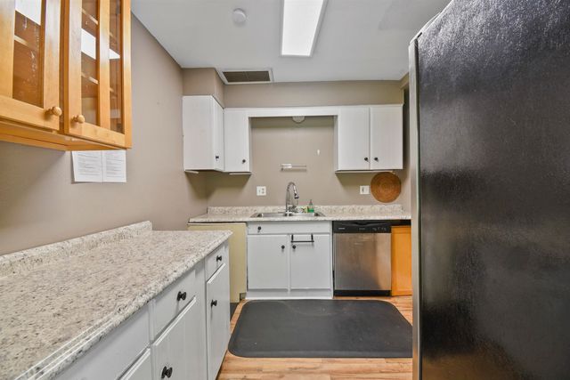 2706 Old Moultrie Rd, St Augustine, FL 32086