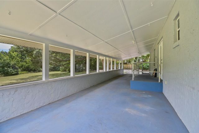 2706 Old Moultrie Rd, St Augustine, FL 32086