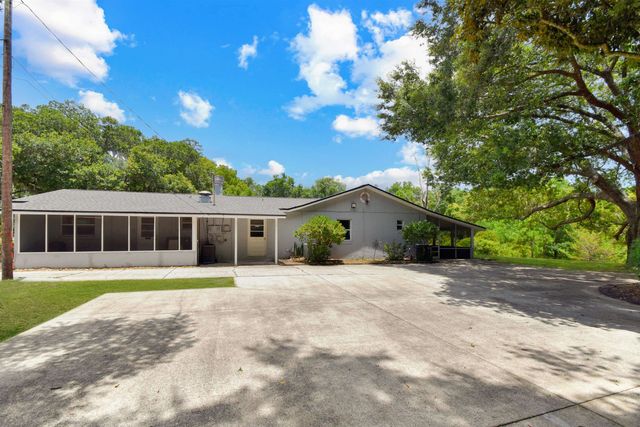 2706 Old Moultrie Rd, St Augustine, FL 32086