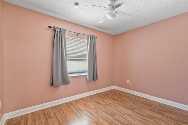 2706 Old Moultrie Rd, St Augustine, FL 32086