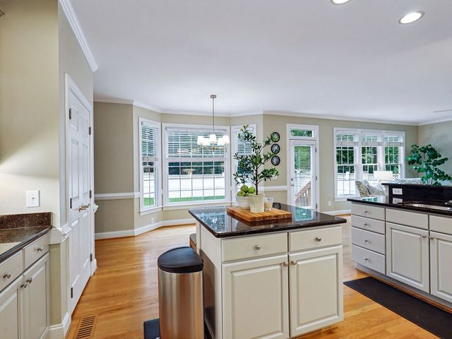 409 Crossway Lane, Holly Springs, NC 27540