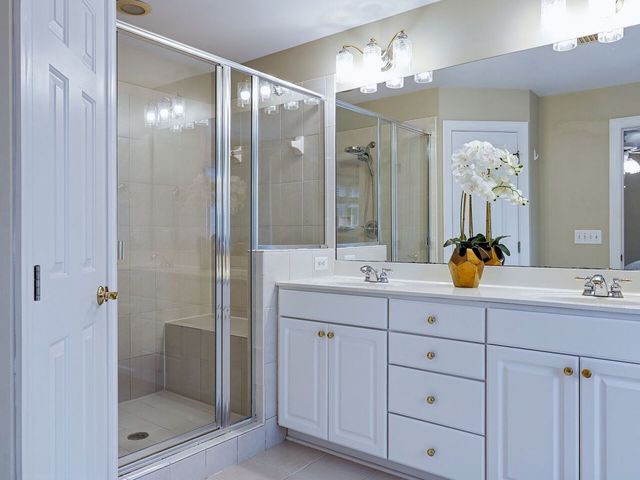 409 Crossway Lane, Holly Springs, NC 27540