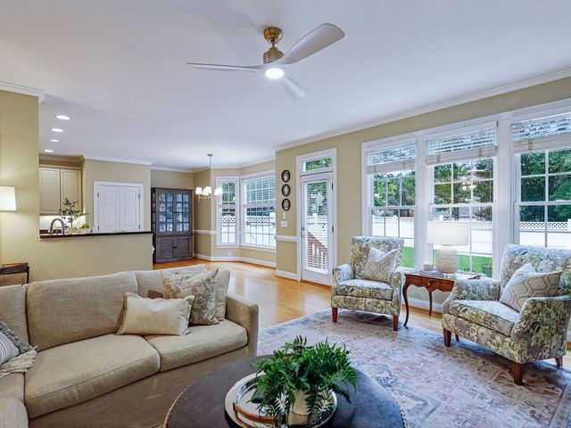 409 Crossway Lane, Holly Springs, NC 27540