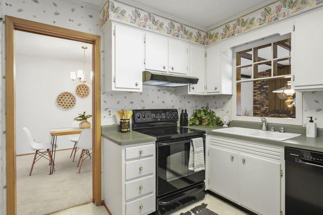 2217 Westbrook Lane, Madison, WI 53711