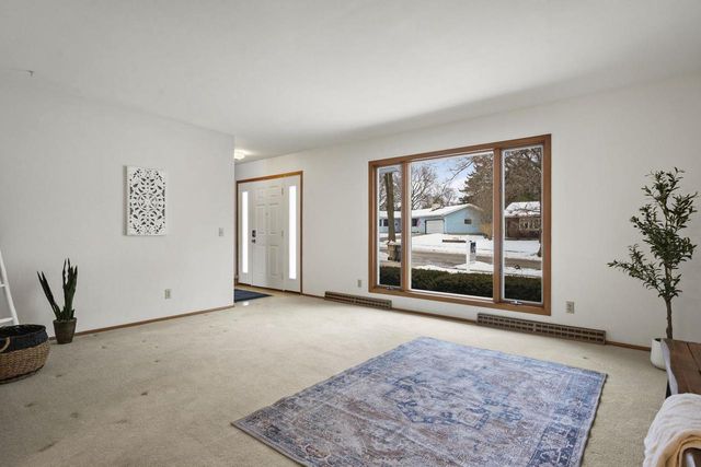 2217 Westbrook Lane, Madison, WI 53711