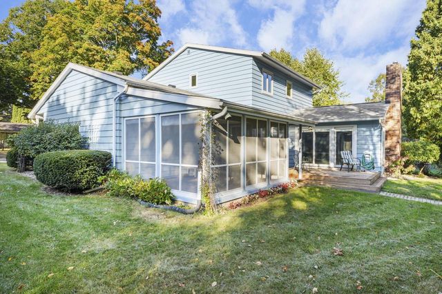 2217 Westbrook Lane, Madison, WI 53711