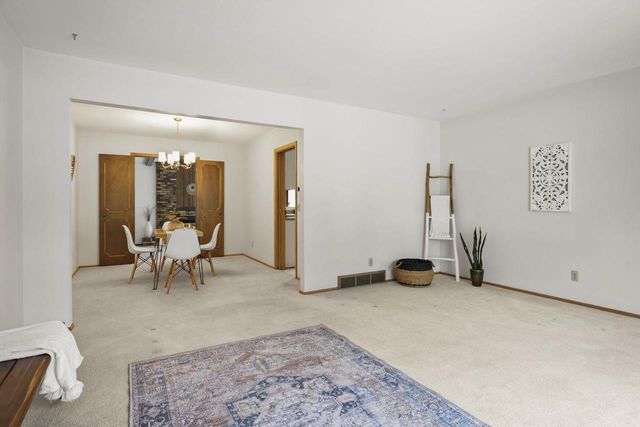 2217 Westbrook Lane, Madison, WI 53711