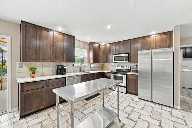 10133 Wellborne Drive, Indianapolis, IN 46236