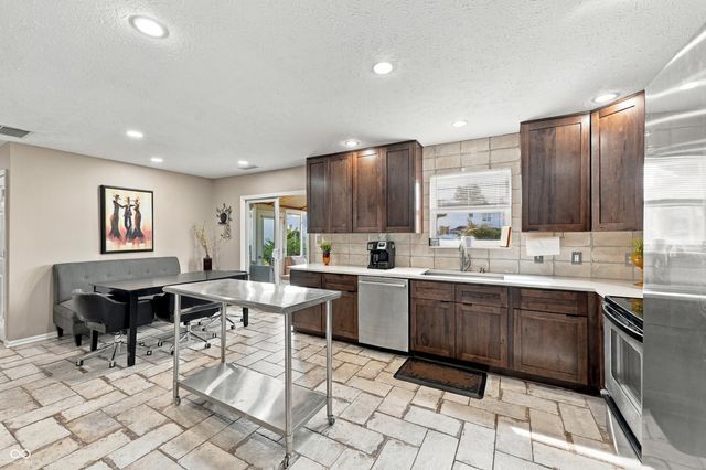 10133 Wellborne Drive, Indianapolis, IN 46236