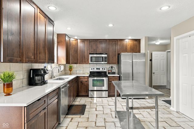 10133 Wellborne Drive, Indianapolis, IN 46236