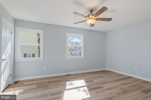 412 MAGNOLIA CT, Herndon, VA 20170