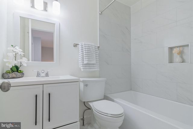 412 MAGNOLIA CT, Herndon, VA 20170