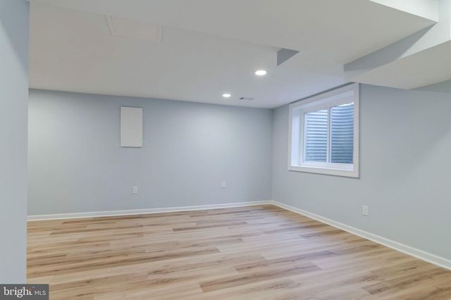 412 MAGNOLIA CT, Herndon, VA 20170