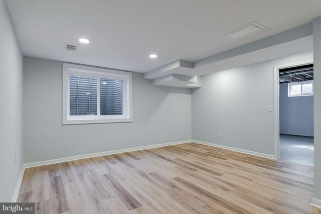 412 MAGNOLIA CT, Herndon, VA 20170