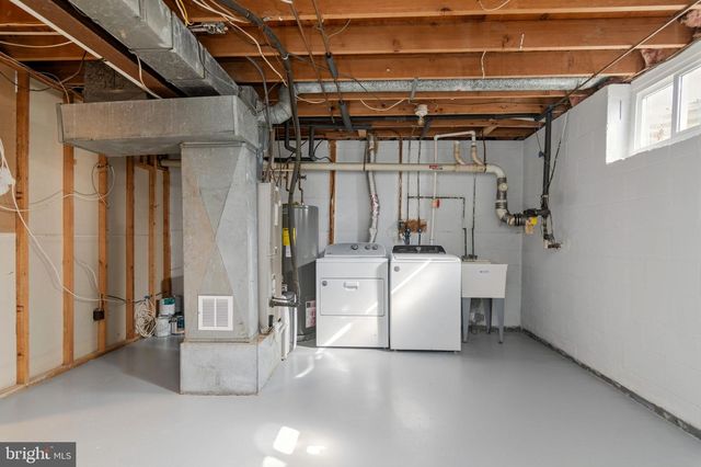 412 MAGNOLIA CT, Herndon, VA 20170