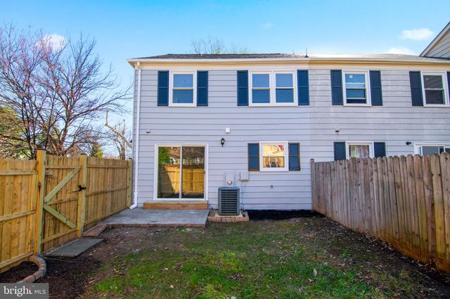 412 MAGNOLIA CT, Herndon, VA 20170