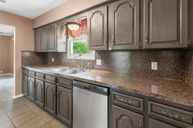 23 Vaqueria Lane, Hot Springs Village, AR 71909