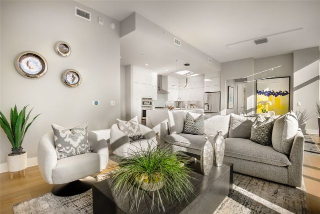 3031 Oliver Street 2007, Dallas, TX 75205