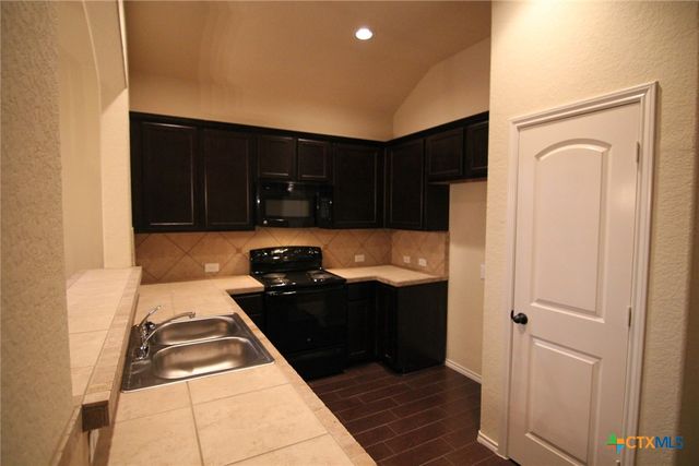 534 Creekside Circle, New Braunfels, TX 78130