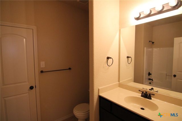 534 Creekside Circle, New Braunfels, TX 78130