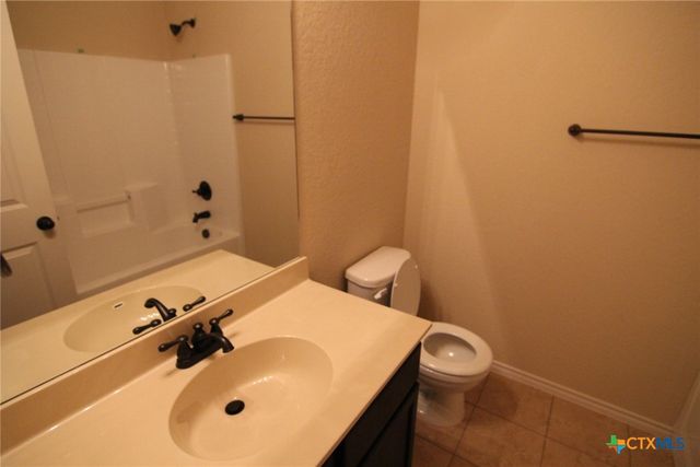 534 Creekside Circle, New Braunfels, TX 78130