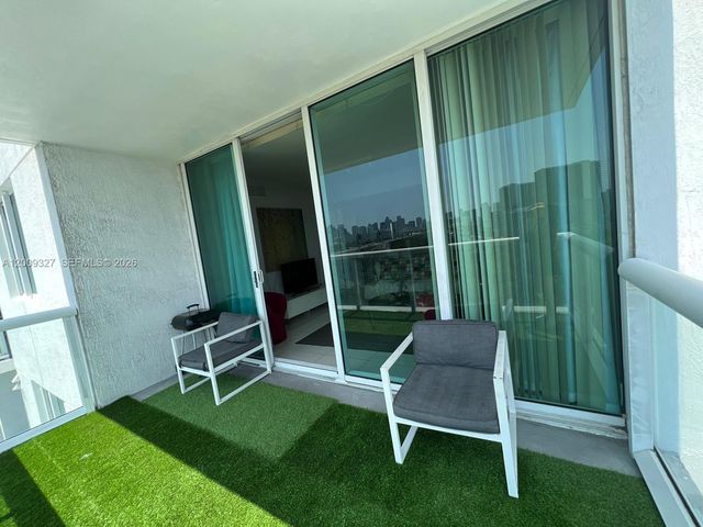 1861 NW S River Dr 1408, Miami, FL 33125