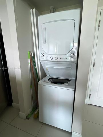 1861 NW S River Dr 1408, Miami, FL 33125