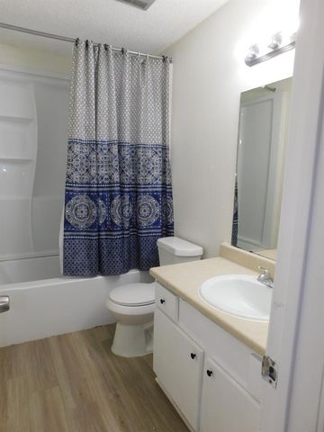 1002 Southwalk ST D, Georgetown, TX 78626