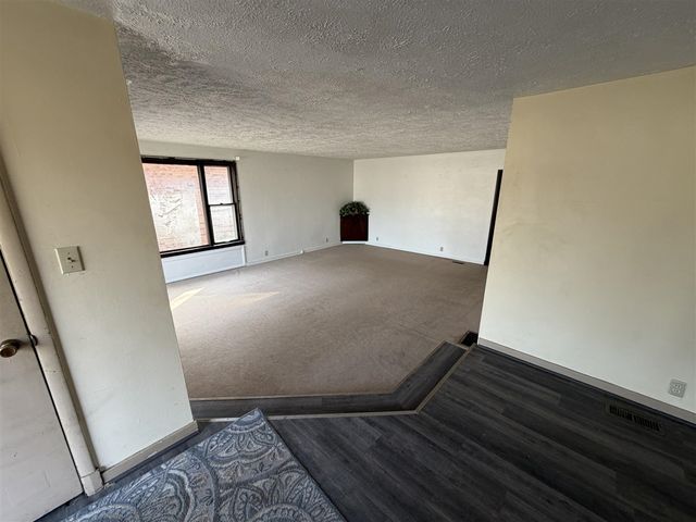 298 Bradford Road, Benton Harbor, MI 49022