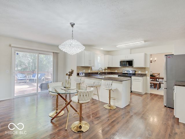 1637 Walpole Lane, Indianapolis, IN 46231