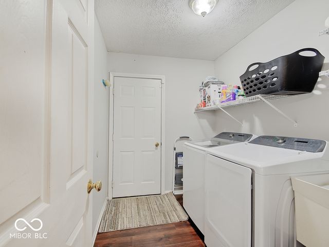 1637 Walpole Lane, Indianapolis, IN 46231