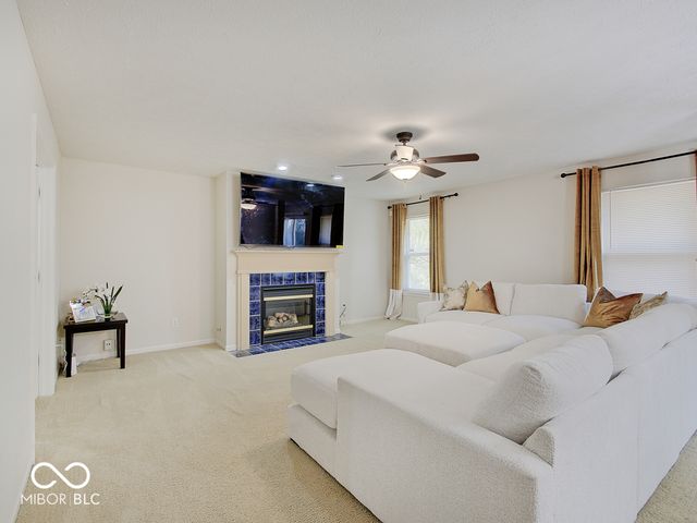 1637 Walpole Lane, Indianapolis, IN 46231