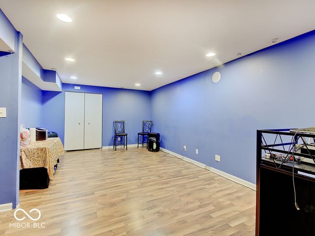 1637 Walpole Lane, Indianapolis, IN 46231