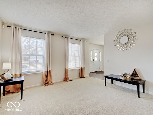 1637 Walpole Lane, Indianapolis, IN 46231