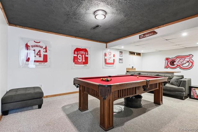 6214 Lazy K Lane, Pinckney, MI 48169