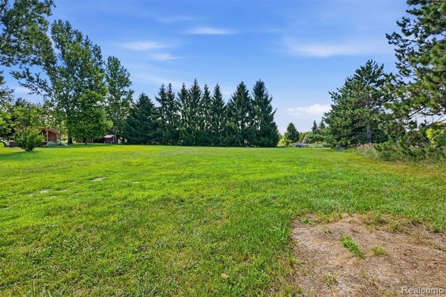 6214 Lazy K Lane, Pinckney, MI 48169