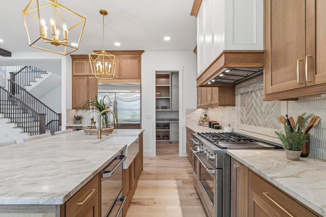 8002 Maxtown Road, Westerville, OH 43082