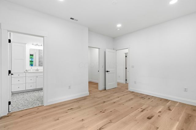 8002 Maxtown Road, Westerville, OH 43082