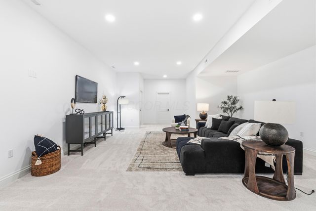 8002 Maxtown Road, Westerville, OH 43082
