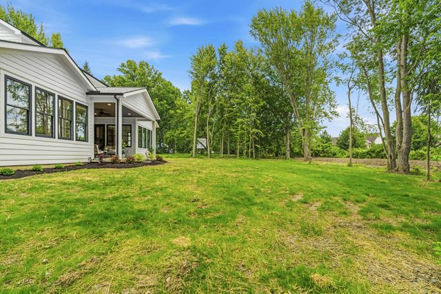 8002 Maxtown Road, Westerville, OH 43082