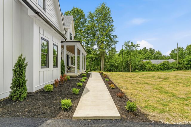 8002 Maxtown Road, Westerville, OH 43082