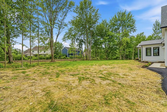 8002 Maxtown Road, Westerville, OH 43082