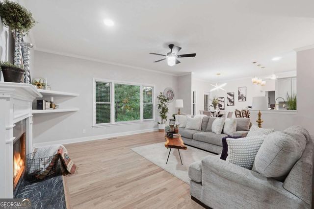 682 Montglade Court, Suwanee, GA 30024